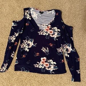 Rue21 floral top